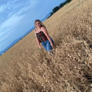 Meet your Posher, Annika